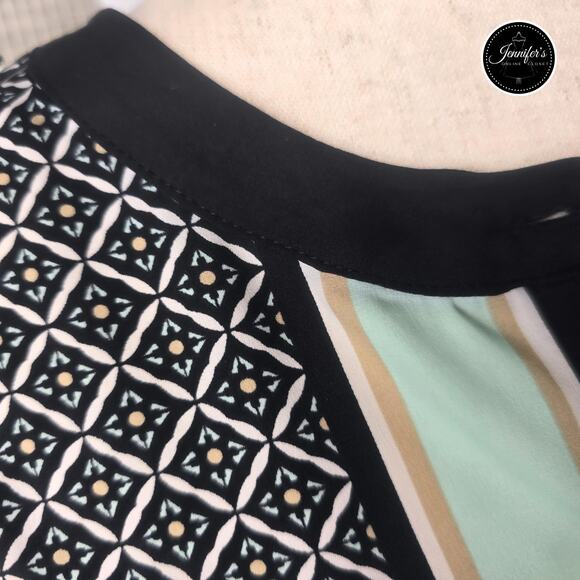 3/$30 Dana Buchman Multicolored Silk Like Roll Tab Sleeve Tunic/Blouse Size 8 - Picture 6 of 13